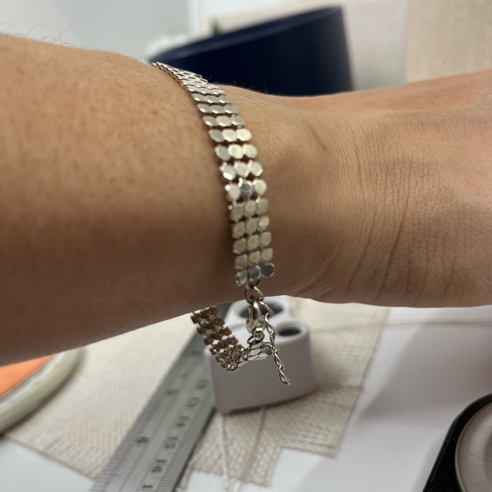 Vintage Silver-Tone Adjustable Mesh Bracelet - Picture 17 of 17